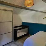 Chez Nirina Proche Puys Dufou Holiday home Mortagne-sur-Sevre