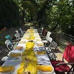 Chez Nirina Proche Puys Dufou Holiday home Mortagne-sur-Sevre