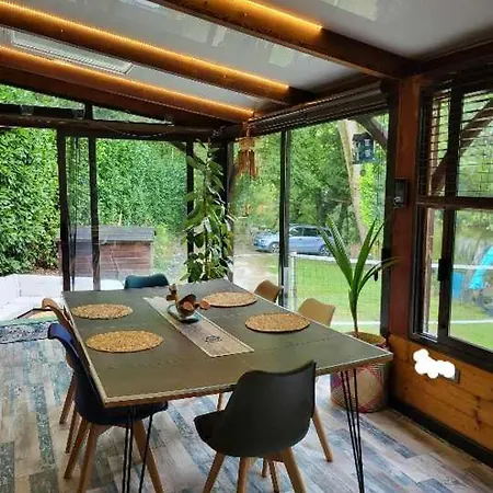 Ferienhaus Chez Nirina Proche Puys Dufou Mortagne-sur-Sevre