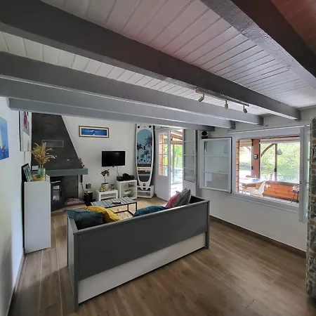 Holiday home Chez Nirina Proche Puys Dufou *